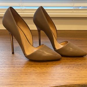 L.A.M.B. Taupe high heel pumps, Sz 7M